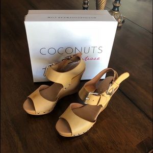 Tan Wedges